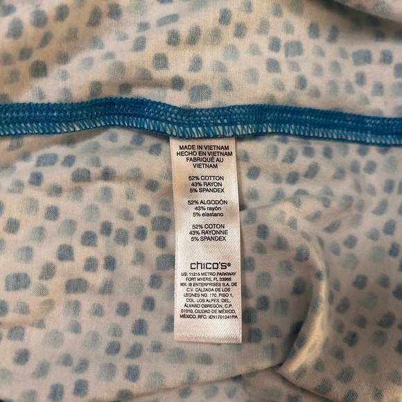 Weekends by Chicos Tee Vibrant Shades of Blue Splashed on White Soft Size Small. - Picture 4 of 10